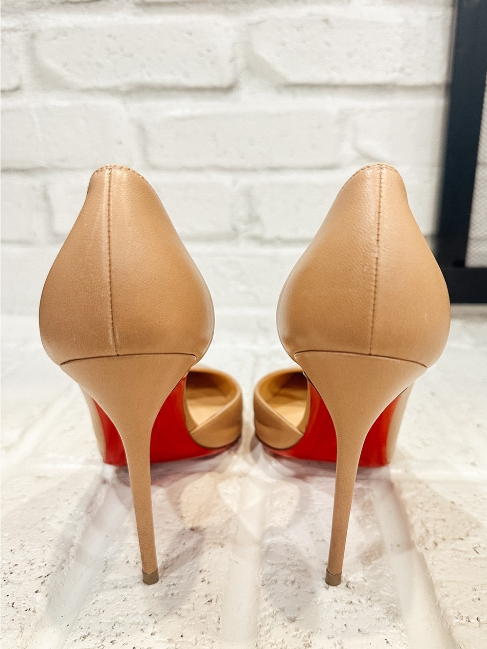 Christian Louboutin Iriza, Blush, Nude Leather Pointed-Toe Pumps with Red Soles - Picture 6 of 12
